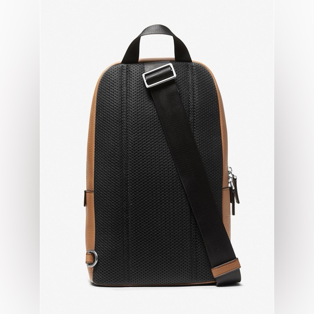MICHAEL KORS MENS Cooper Logo Leather  Sling Pack In  Luggage Brown NWT - Picture 3 of 4